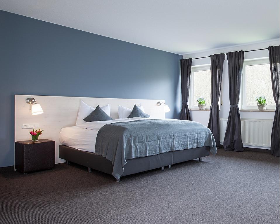 Alpengluhen Smart Hotel Olching Chambre photo